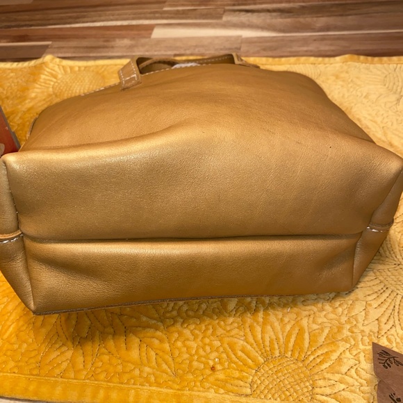 Portland leather mini crossbody bundle Honeycomb color. - Picture 8 of 8